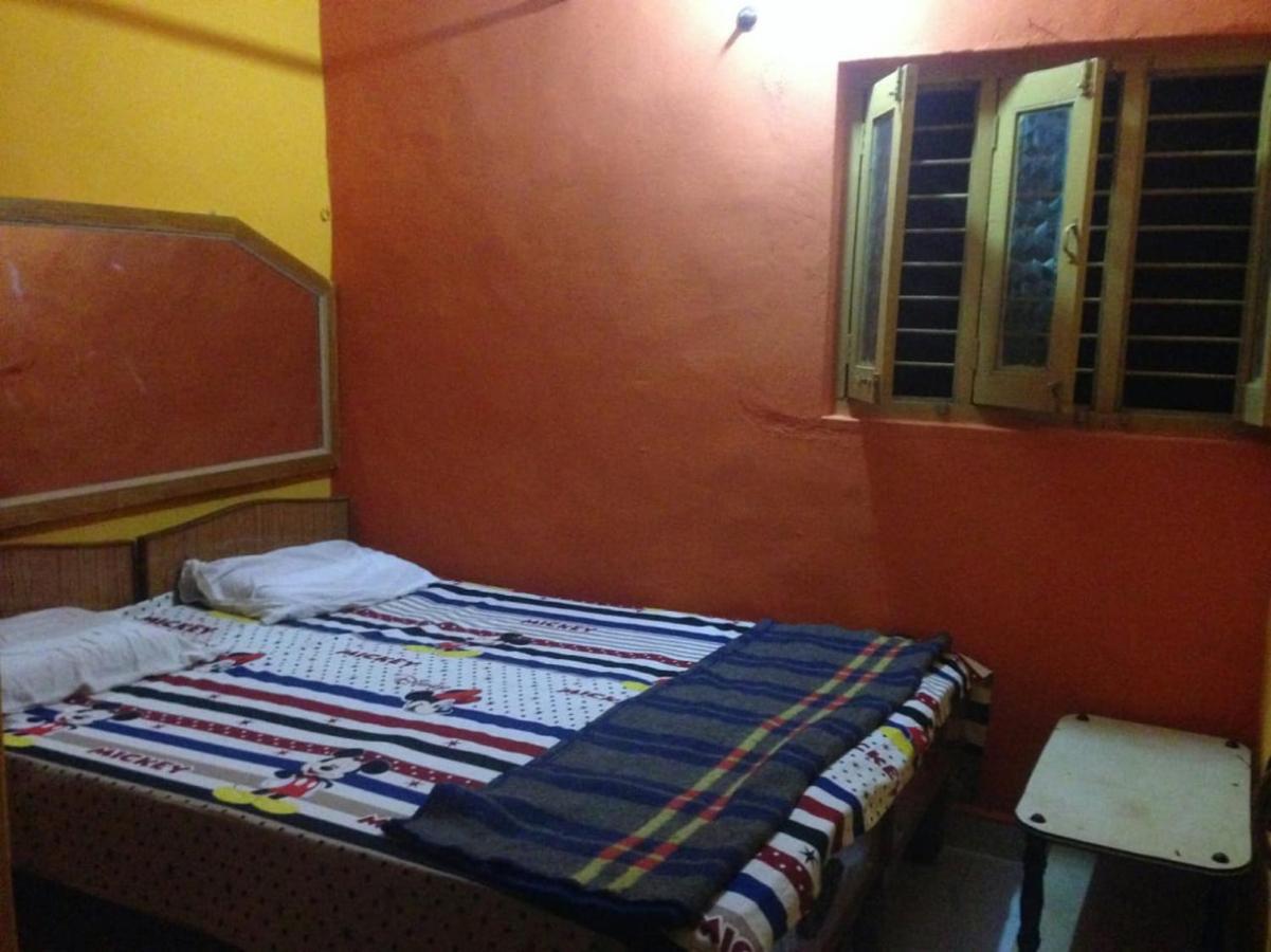 Archana Guest House River View Хампи Екстериор снимка
